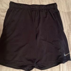 Mens Nike Workout shorts size Large